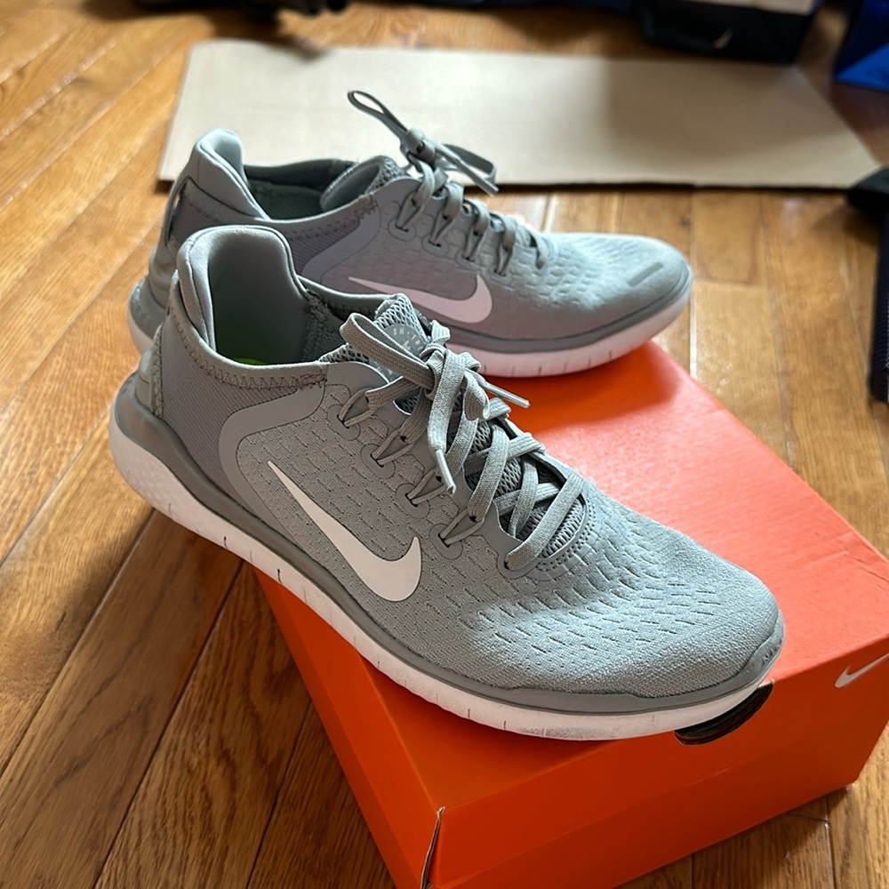 Nike Women’s Free Run 2018 Sz 7.5